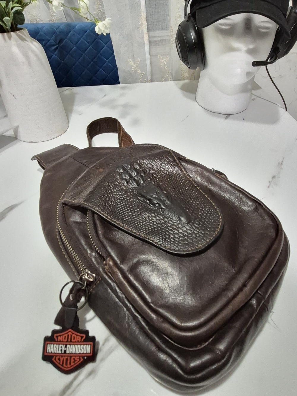 Men's Brown Leather Sling Bag & Harley Davidson Key Chain